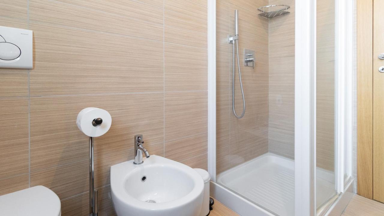 Italianway - Imperia 43 Apartment Milan Luaran gambar
